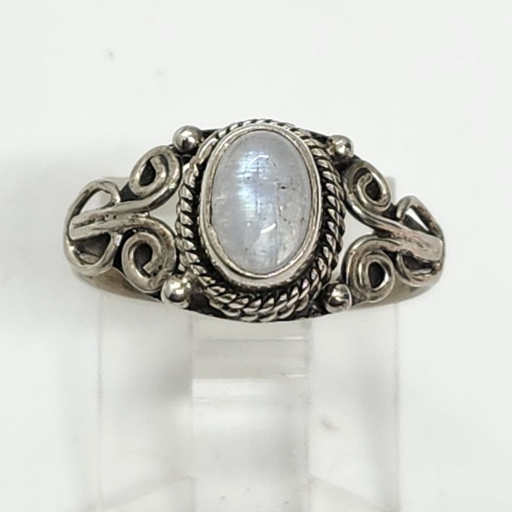 Moonstone Sterling Silver Size 7